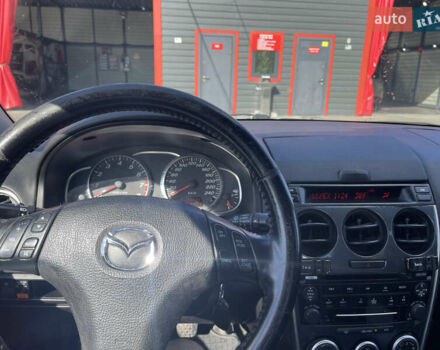 Сірий Мазда 6, об'ємом двигуна 2 л та пробігом 342 тис. км за 5000 $, фото 16 на Automoto.ua