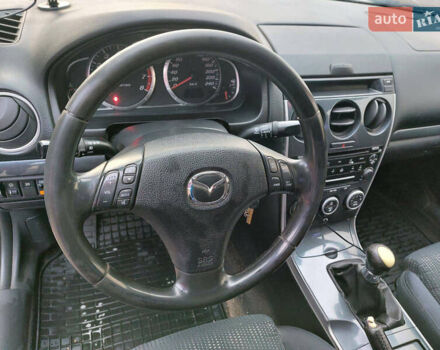 Сірий Мазда 6, об'ємом двигуна 2.3 л та пробігом 260 тис. км за 3900 $, фото 8 на Automoto.ua
