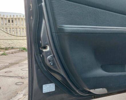 Сірий Мазда 6, об'ємом двигуна 2.3 л та пробігом 260 тис. км за 3900 $, фото 5 на Automoto.ua