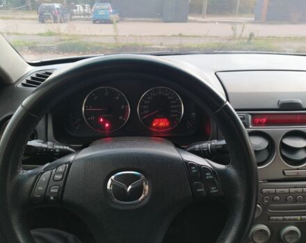 Серый Мазда 6, объемом двигателя 2 л и пробегом 400 тыс. км за 3300 $, фото 7 на Automoto.ua