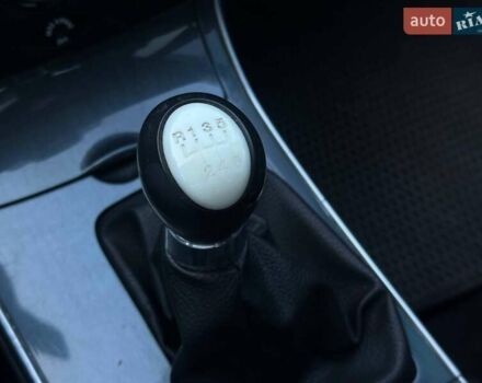 Серый Мазда 6, объемом двигателя 2 л и пробегом 243 тыс. км за 4999 $, фото 25 на Automoto.ua
