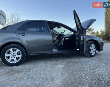 Мазда 6 2006 у Каменце-Подольском на Automoto.ua Сірий Мазда 6, об'ємом двигуна 2 л та пробігом 310 тис. км за 4300 $, фото 12 на Automoto.ua