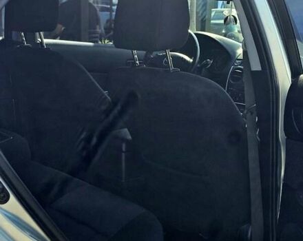 Сірий Мазда 6, об'ємом двигуна 2 л та пробігом 187 тис. км за 5350 $, фото 9 на Automoto.ua