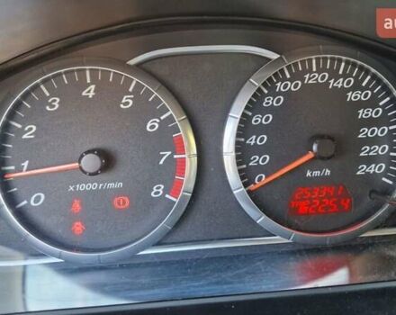 Сірий Мазда 6, об'ємом двигуна 1.8 л та пробігом 253 тис. км за 5400 $, фото 2 на Automoto.ua