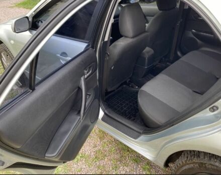 Сірий Мазда 6, об'ємом двигуна 1.8 л та пробігом 306 тис. км за 4500 $, фото 5 на Automoto.ua