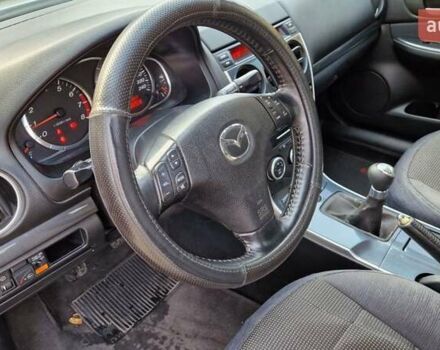 Сірий Мазда 6, об'ємом двигуна 1.8 л та пробігом 253 тис. км за 5400 $, фото 10 на Automoto.ua