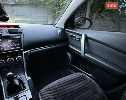 Серый Мазда 6, объемом двигателя 2 л и пробегом 301 тыс. км за 5299 $, фото 37 на Automoto.ua