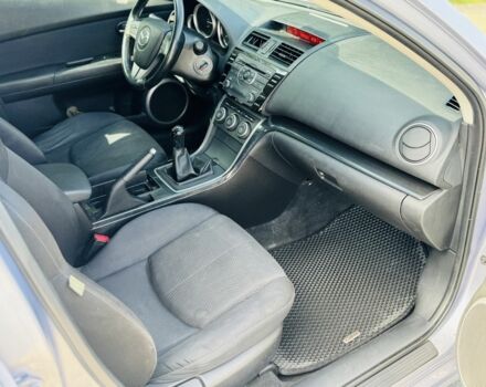 Сірий Мазда 6, об'ємом двигуна 2 л та пробігом 268 тис. км за 3850 $, фото 9 на Automoto.ua