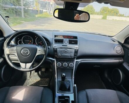 Сірий Мазда 6, об'ємом двигуна 2 л та пробігом 268 тис. км за 3850 $, фото 7 на Automoto.ua