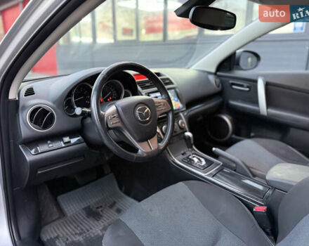 Мазда 6 2008 в Черновцах на Automoto.ua Серый Мазда 6, объемом двигателя 2 л и пробегом 165 тыс. км за 8900 $, фото 12 на Automoto.ua