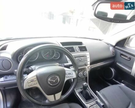 Серый Мазда 6, объемом двигателя 1.8 л и пробегом 242 тыс. км за 6500 $, фото 5 на Automoto.ua
