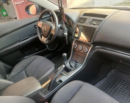 Сірий Мазда 6, об'ємом двигуна 2 л та пробігом 240 тис. км за 7200 $, фото 4 на Automoto.ua