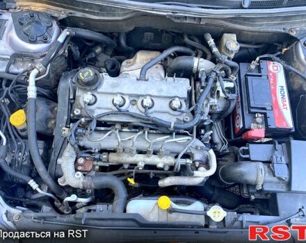 Серый Мазда 6, объемом двигателя 2 л и пробегом 205 тыс. км за 5200 $, фото 5 на Automoto.ua