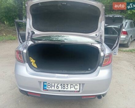 Сірий Мазда 6, об'ємом двигуна 2 л та пробігом 326 тис. км за 5400 $, фото 7 на Automoto.ua