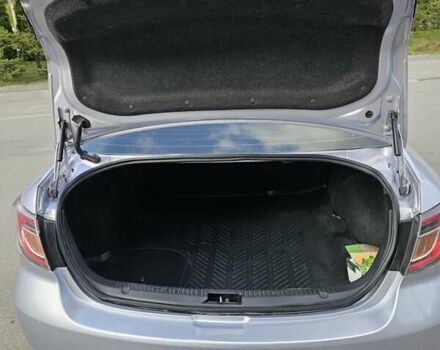 Серый Мазда 6, объемом двигателя 2 л и пробегом 284 тыс. км за 7000 $, фото 1 на Automoto.ua