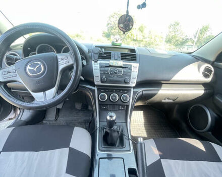 Сірий Мазда 6, об'ємом двигуна 2 л та пробігом 202 тис. км за 7200 $, фото 8 на Automoto.ua