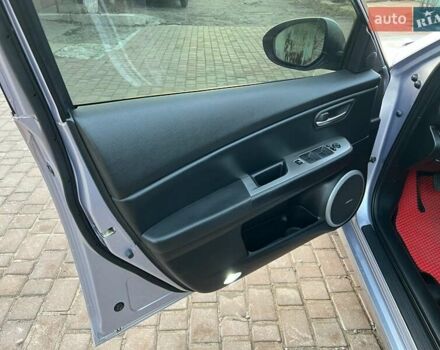 Серый Мазда 6, объемом двигателя 2.49 л и пробегом 252 тыс. км за 6850 $, фото 8 на Automoto.ua