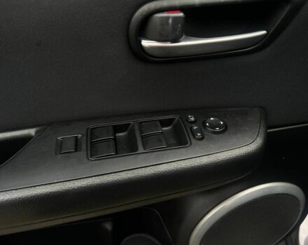 Сірий Мазда 6, об'ємом двигуна 2 л та пробігом 245 тис. км за 6900 $, фото 8 на Automoto.ua