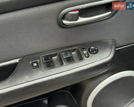 Сірий Мазда 6, об'ємом двигуна 2 л та пробігом 230 тис. км за 5999 $, фото 35 на Automoto.ua