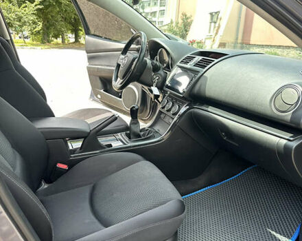 Серый Мазда 6, объемом двигателя 2 л и пробегом 279 тыс. км за 6800 $, фото 17 на Automoto.ua