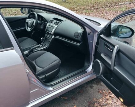 Серый Мазда 6, объемом двигателя 2 л и пробегом 200 тыс. км за 5500 $, фото 5 на Automoto.ua