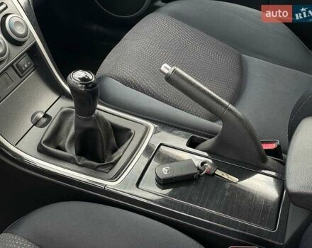 Серый Мазда 6, объемом двигателя 2 л и пробегом 283 тыс. км за 5540 $, фото 17 на Automoto.ua