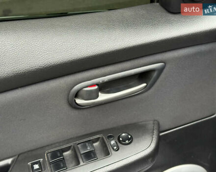 Сірий Мазда 6, об'ємом двигуна 2 л та пробігом 230 тис. км за 5999 $, фото 36 на Automoto.ua