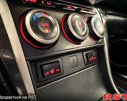 Серый Мазда 6, объемом двигателя 2 л и пробегом 177 тыс. км за 6000 $, фото 6 на Automoto.ua