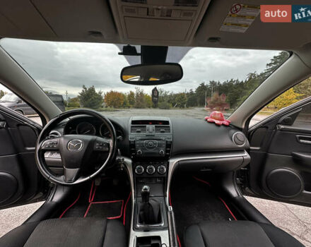 Серый Мазда 6, объемом двигателя 1.8 л и пробегом 170 тыс. км за 7650 $, фото 57 на Automoto.ua