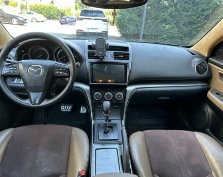 Серый Мазда 6, объемом двигателя 2.5 л и пробегом 298 тыс. км за 6800 $, фото 2 на Automoto.ua