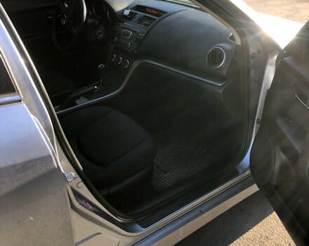 Серый Мазда 6, объемом двигателя 2 л и пробегом 106 тыс. км за 10000 $, фото 9 на Automoto.ua