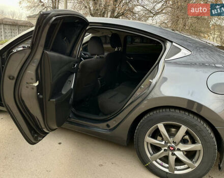 Серый Мазда 6, объемом двигателя 2.19 л и пробегом 302 тыс. км за 10000 $, фото 12 на Automoto.ua