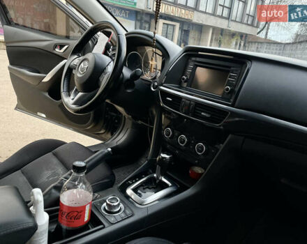 Серый Мазда 6, объемом двигателя 2.19 л и пробегом 302 тыс. км за 10000 $, фото 26 на Automoto.ua