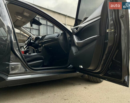 Серый Мазда 6, объемом двигателя 2.19 л и пробегом 302 тыс. км за 10000 $, фото 19 на Automoto.ua