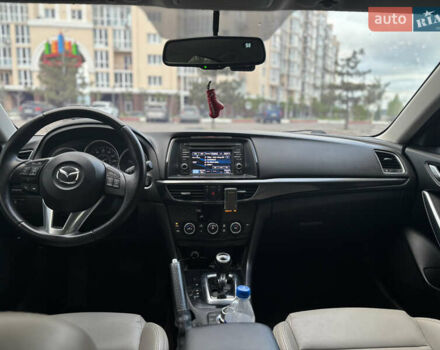 Серый Мазда 6, объемом двигателя 2.49 л и пробегом 205 тыс. км за 11777 $, фото 6 на Automoto.ua