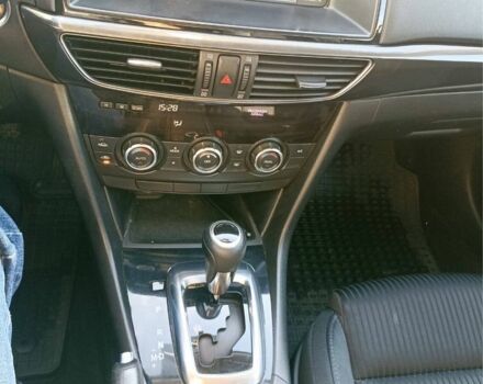 Сірий Мазда 6, об'ємом двигуна 2.2 л та пробігом 310 тис. км за 10200 $, фото 3 на Automoto.ua