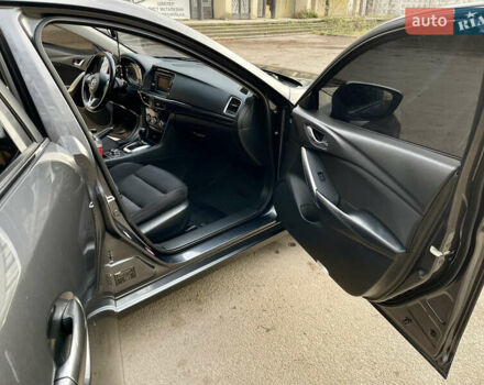 Серый Мазда 6, объемом двигателя 2.19 л и пробегом 302 тыс. км за 10000 $, фото 18 на Automoto.ua