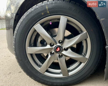 Серый Мазда 6, объемом двигателя 2.19 л и пробегом 302 тыс. км за 10000 $, фото 30 на Automoto.ua