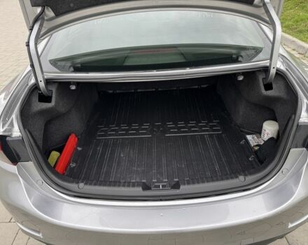 Серый Мазда 6, объемом двигателя 2.5 л и пробегом 209 тыс. км за 10400 $, фото 7 на Automoto.ua