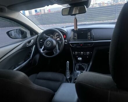 Сірий Мазда 6, об'ємом двигуна 2 л та пробігом 260 тис. км за 10200 $, фото 5 на Automoto.ua