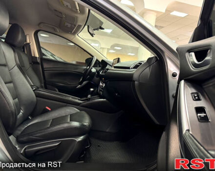 Серый Мазда 6, объемом двигателя 2.5 л и пробегом 175 тыс. км за 12500 $, фото 4 на Automoto.ua