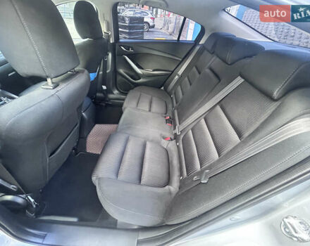 Серый Мазда 6, объемом двигателя 2.49 л и пробегом 120 тыс. км за 12700 $, фото 16 на Automoto.ua