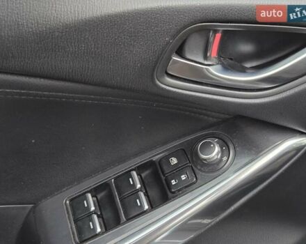 Серый Мазда 6, объемом двигателя 2.5 л и пробегом 172 тыс. км за 13500 $, фото 26 на Automoto.ua