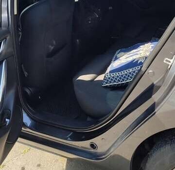 Сірий Мазда 6, об'ємом двигуна 2.49 л та пробігом 150 тис. км за 13600 $, фото 9 на Automoto.ua