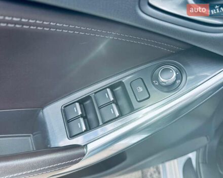 Серый Мазда 6, объемом двигателя 2.2 л и пробегом 140 тыс. км за 15750 $, фото 25 на Automoto.ua