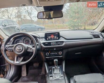 Серый Мазда 6, объемом двигателя 2.19 л и пробегом 82 тыс. км за 18200 $, фото 5 на Automoto.ua