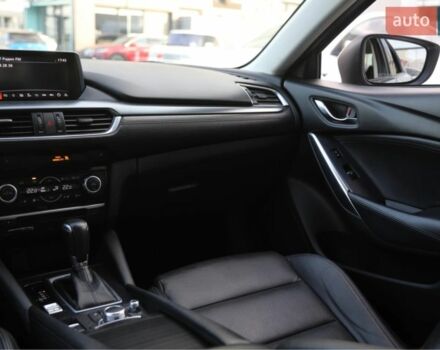 Серый Мазда 6, объемом двигателя 2.5 л и пробегом 114 тыс. км за 15000 $, фото 9 на Automoto.ua