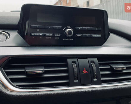 Сірий Мазда 6, об'ємом двигуна 2 л та пробігом 194 тис. км за 14500 $, фото 10 на Automoto.ua