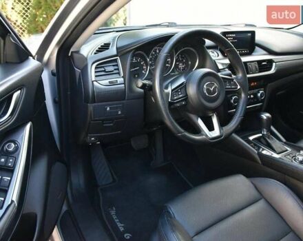 Серый Мазда 6, объемом двигателя 2.49 л и пробегом 205 тыс. км за 16600 $, фото 12 на Automoto.ua