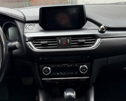 Сірий Мазда 6, об'ємом двигуна 2 л та пробігом 80 тис. км за 18000 $, фото 23 на Automoto.ua